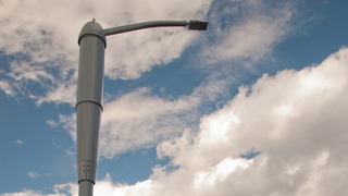 LA's New Streetlamps Will Keep Cell Service Running After an Earthquake